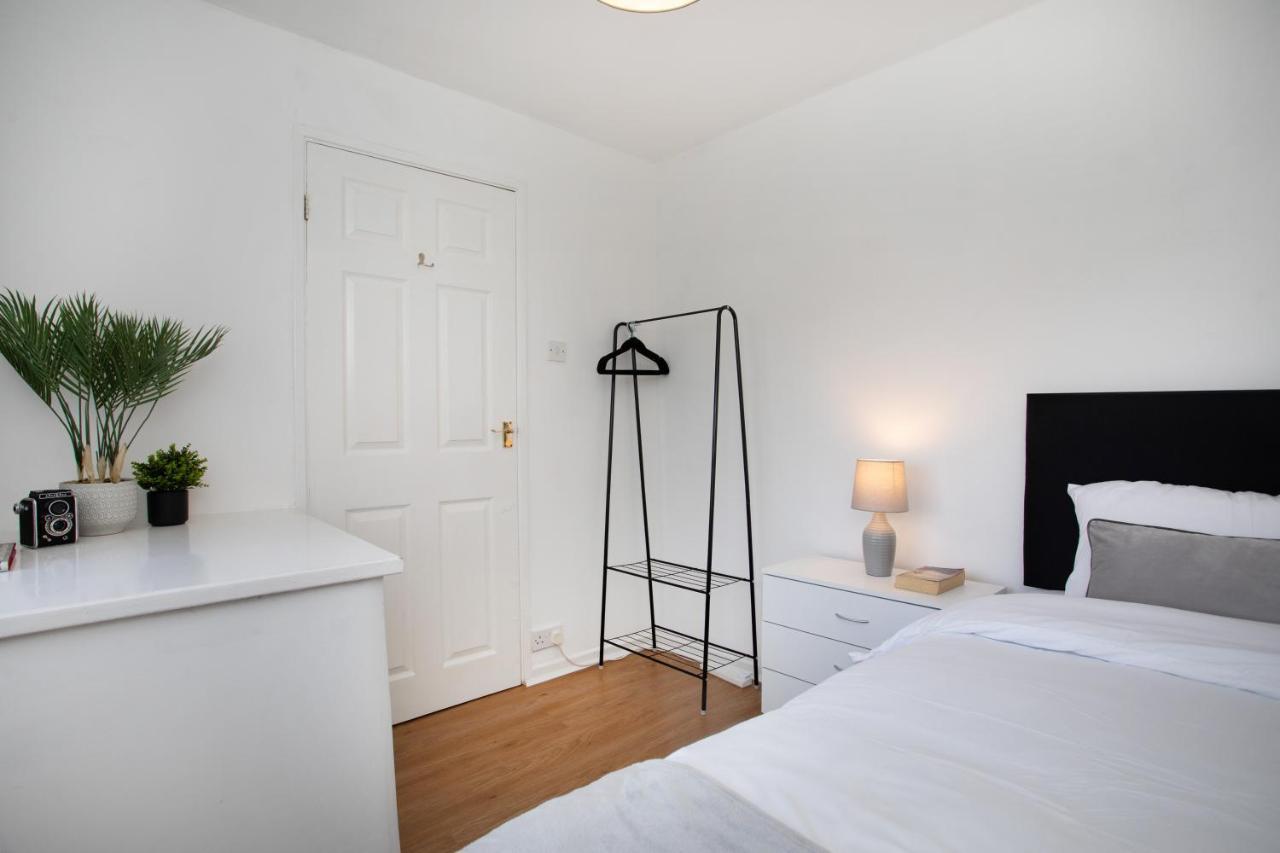 Rawmarsh House, Rotherham For Contractors & Families, Free Parking, High Speed Wifi, Etc Extérieur photo