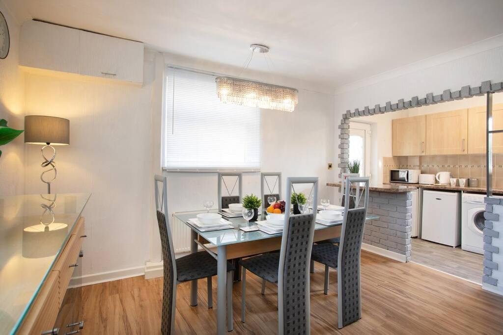 Rawmarsh House, Rotherham For Contractors & Families, Free Parking, High Speed Wifi, Etc Extérieur photo