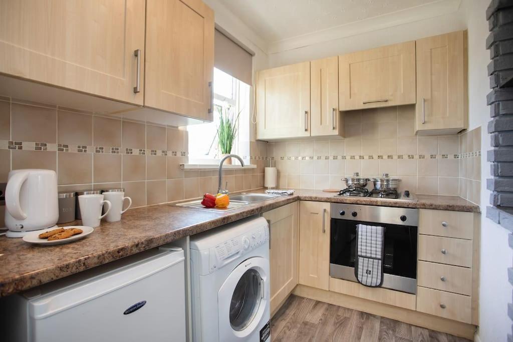 Rawmarsh House, Rotherham For Contractors & Families, Free Parking, High Speed Wifi, Etc Extérieur photo